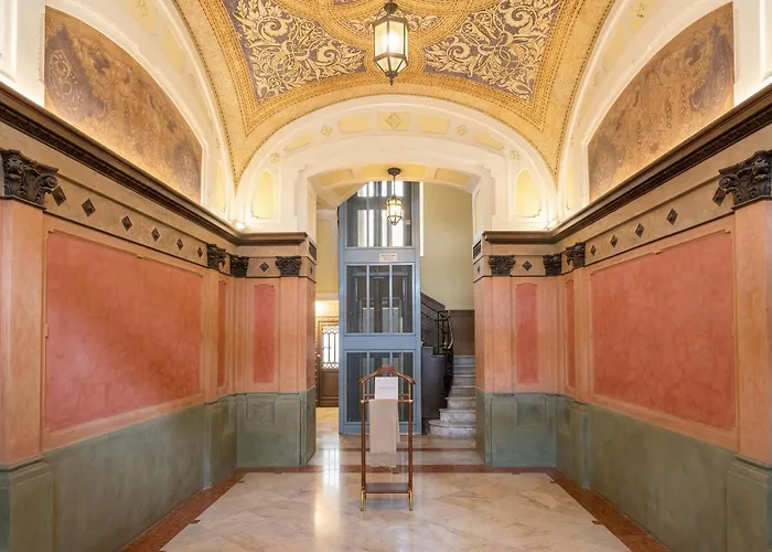 Dimora Calefati - Eleganza E Storia Aparthotel Bari